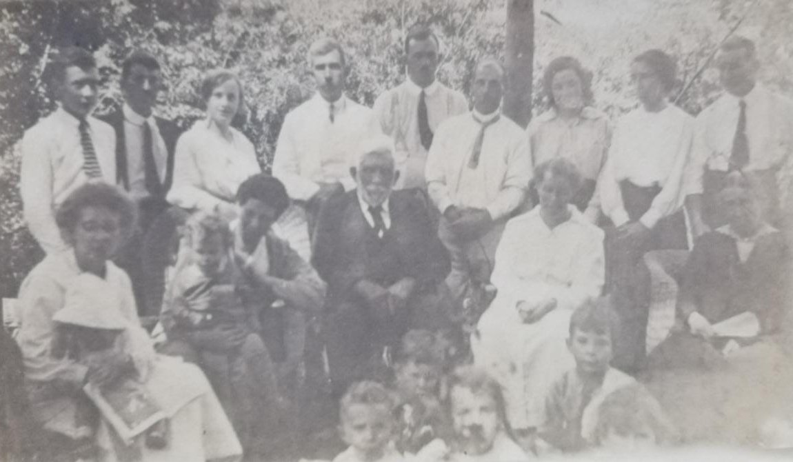 Ford family at Kingston Lodge Christmas c1918