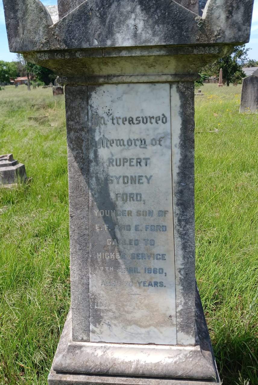 Headstone of Rupert Sydney Ford