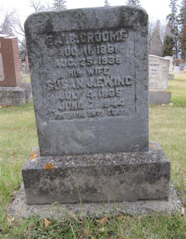 Gravestone of Edward John Beresford Groome and Susan Jane Ewing