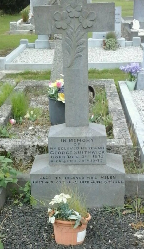 Headstone of Helen Gertrude (Lowry, Fleming) Smithwick and George Joseph Smithwick