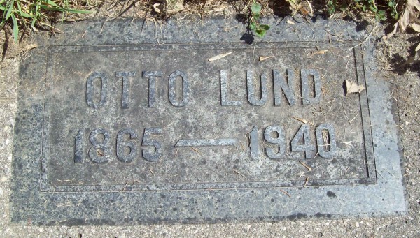 Gravestone of Otto Lund