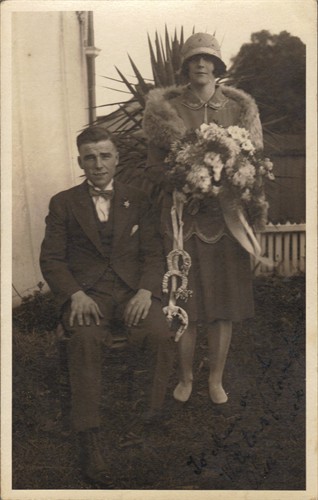 Wedding photo of Abraham Edward John Sanford and Alice Agnes Taylor