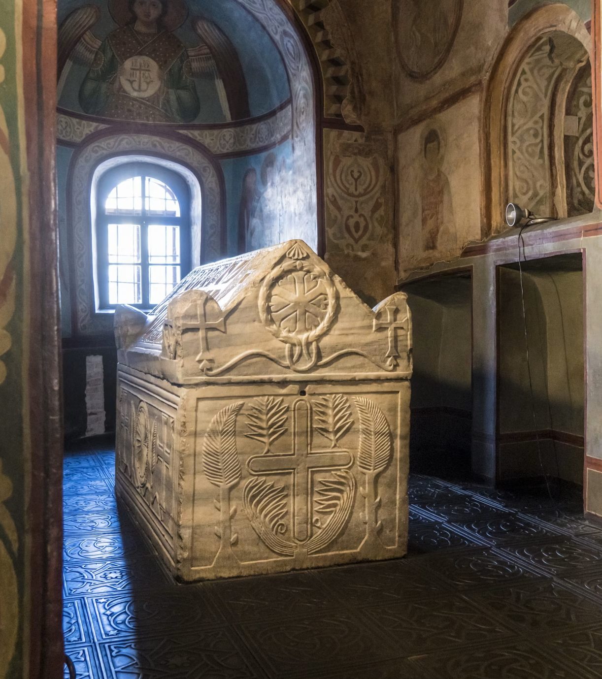 Sarcophagus of Yaroslov "the Wise"
